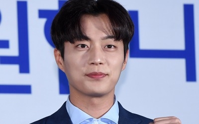 윤두준, 출국 불가…입영 연기 겨냥한 병역법 개정에 '된서리'