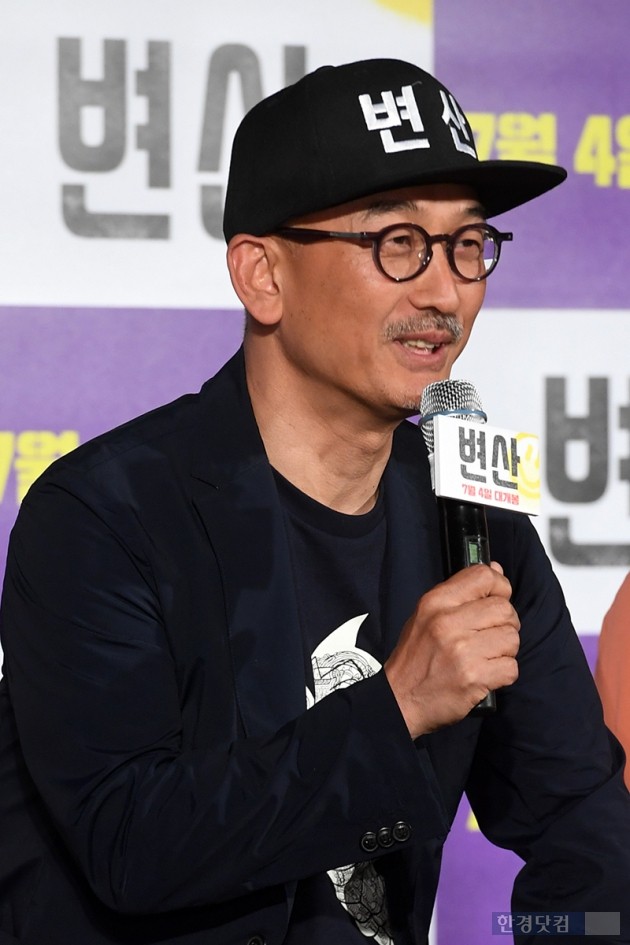 '변산' 이준익 감독 "청춘이란? 살아있음을 끊임없이 증명하는 것"