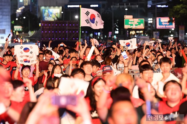 [포토] '대한민국의 승리를 기원하는 붉은 악마'