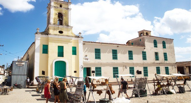 17세기 스페인 식민시대 건축물인 산 후안데 디오스 교회. 