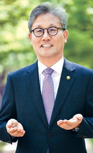 김재현 산림청장  "산촌혁신지원단 지자체 5곳에 신설… 산림산업 활용해 일자리 창출할 것"