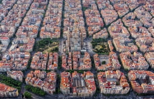거리를 '삶'으로 채우는 바르셀로나의 실험