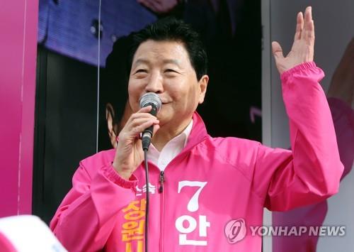 안상수 "한국당 창원시장 공천은 사천"…홍준표 글 반박