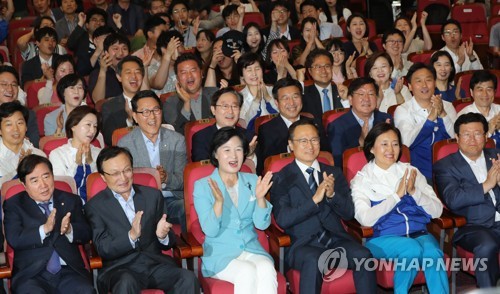 [6·13 선거] 평화·개혁 휩쓸다… 전국 파란색 물결