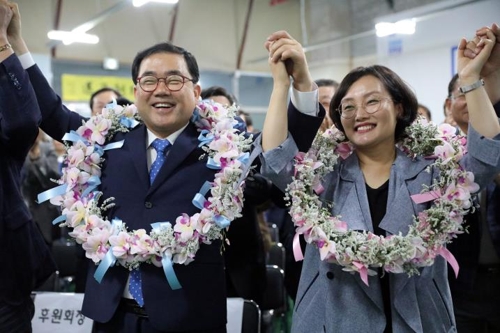 민주당에 '경남 최대도시' 내 준 보수진영… 분열로 자멸