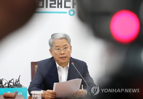 김동철 "국회 마비 오래가면 안 돼… 선거 졌어도 정상화해야"