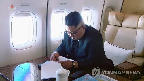 김정은, 44일간 비행기로 세 차례 외국행… 속도내는 北정상외교