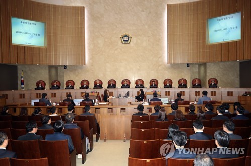 '휴일근무 수당' 대법 판결, 주 52시간제 시행 반영해 결론