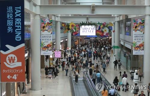 인천공항 9천억 매출 면세점 주인 오늘 결정…신라-신세계 격돌