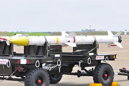 중국·대만, 상대 겨눈 신형 미사일 개발 '불꽃 경쟁'