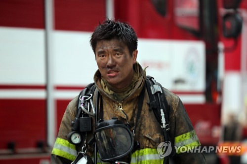 세종 주상복합 화재진압 난항… "신축중이라 소방설비 전혀 없어"