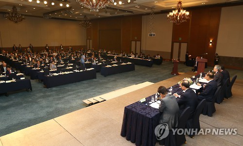 대학 총장들 "인구절벽 앞 대학들 생존위기… 재정지원 확대해야"