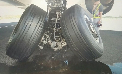대한항공기 日나리타공항 착륙 중 타이어 축 파손… 부상자 없어