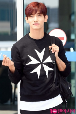 [TEN PHOTO] 최강창민 &#39;달콤 하트 발사&#39;