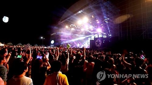 "한끼 굶어도 안 죽어" 아이돌그룹 식비도 안 준 기획사