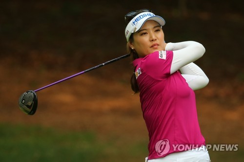 유소연, LPGA 투어 마이어 클래식 3라운드 2타 차 3위