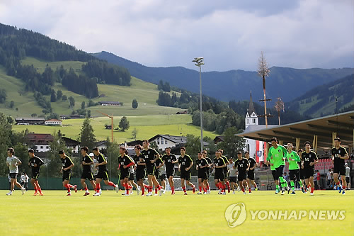 [월드컵] 스웨덴, 한국 사전캠프 '염탐'…인근 건물서 모든 훈련 기록