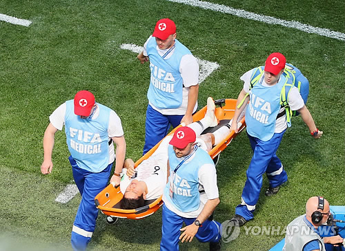 박주호 오른쪽 허벅지 부상…28분 만에 희미해진 월드컵 꿈