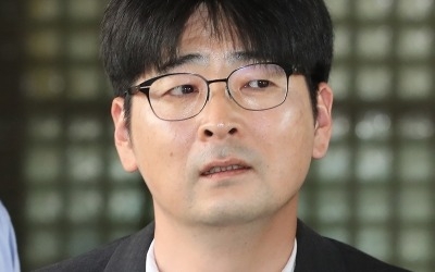 탁현민 행정관, 평양공연 후 사의 표명 … 문재인 대통령과의 인연은?