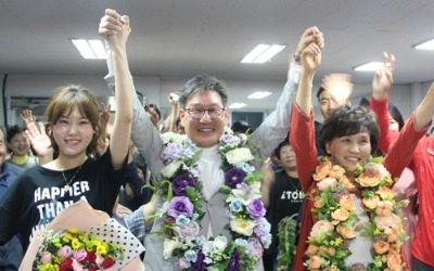 "민주당 바람 막았다"… 충북 영동서 한국당 '돌풍'