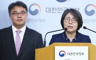 "대입개편, 4지선다형 아냐…공론화서 국민의견 파악해 결정"