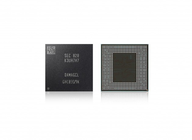 삼성전자 2세대 10나노급 8GB LPDDR4X 모바일 D램 패키지.