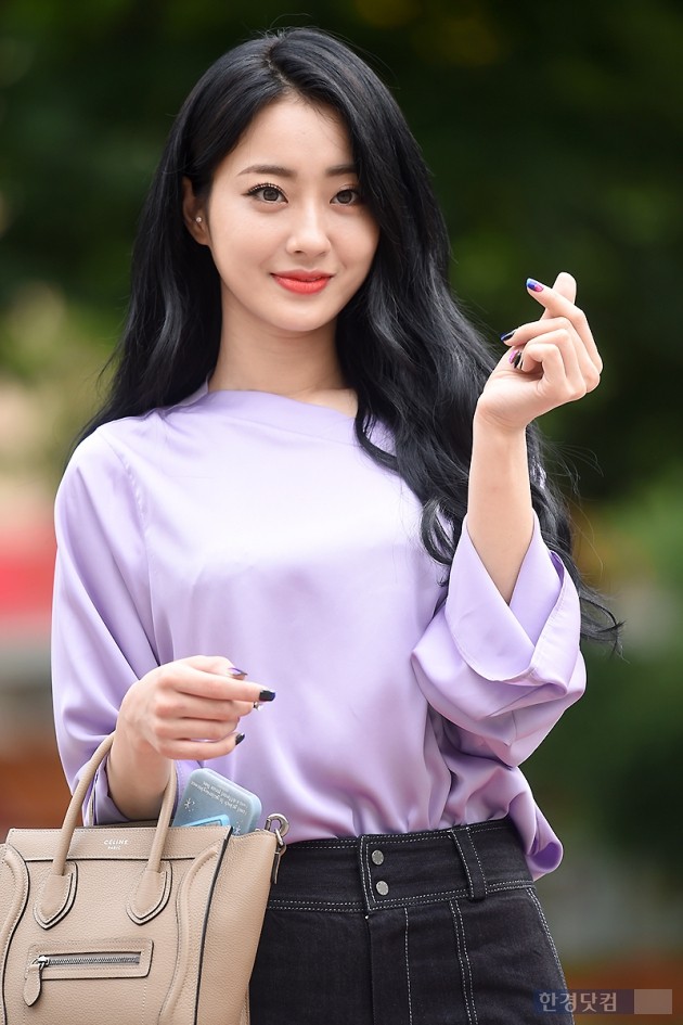 [포토] 경리, '사랑스럽게 하트~'