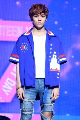 [포토] 세븐틴 버논, '눈길 사로잡는 멋진 모습'