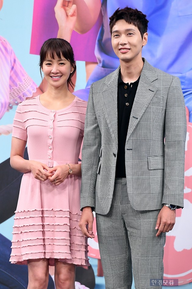 [포토] 이시영-지현우, '잘 어울리는 커플~'