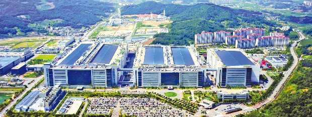 충남 아산에 위치한 삼성디스플레이 공장