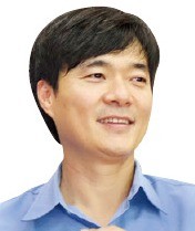 '신발 강자' 화승인더스트리, 첨단 화학소재로 발 넓힌다