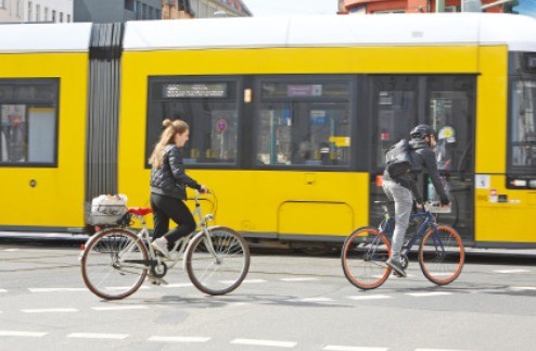 자동차보다 자전거를 즐겨타는 베를린 시민들. 