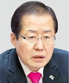 홍준표 "자살 미화되는 세상 정상 아냐"