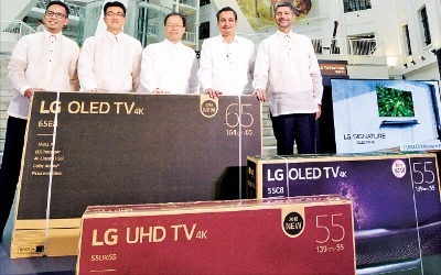 필리핀 국립박물관에 LG OLED TV 기증