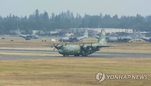 '대한민국 공군' 수송기 첫 평양 착륙… 달라진 남북관계