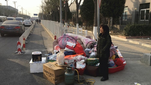 중국 베이징, 도시 하층민 강제퇴거 재개… 공장도 철거