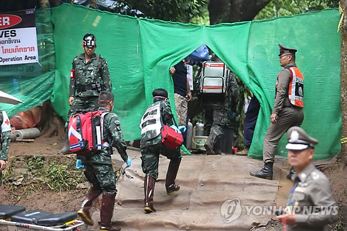 태국 당국 "구조 빨라져 좋은 소식 기대"… 동굴소년 구조재개