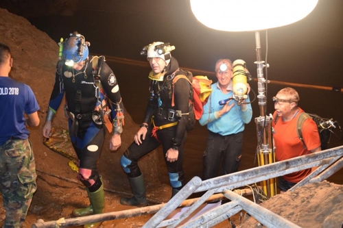 동굴소년 8명 구조 태국, 오늘 '전원구조 기적'에 도전
