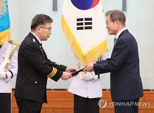 민갑룡 경찰청장 '10분 취임식'… "시민이 곧 경찰"