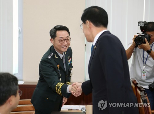 송영무-기무사 정면충돌 왜?… 개혁갈등 '계엄문건' 계기로 폭발