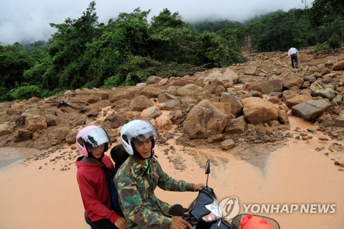 "라오스 사고 댐 수주 합작법인, 법에 따라 보상 책임 약속"