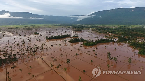 라오스 총리 "댐 사고원인 철저 조사… 한국·태국과 협력"