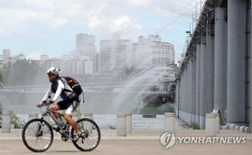 연일 잠 안 오는 후텁지근한 밤… 서울에 열흘 연속 열대야