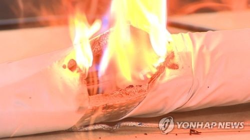 폭염 속 에어컨 화재 주의…"실외기 배선 꼭 점검하세요"