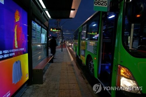'24시간 불금열차'가 '심야버스'로 발전… 2호선 순환노선 구상