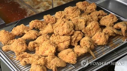 '국민야식' 치킨 인기에 닭 사육 역대 최다…1억9000만마리 돌파