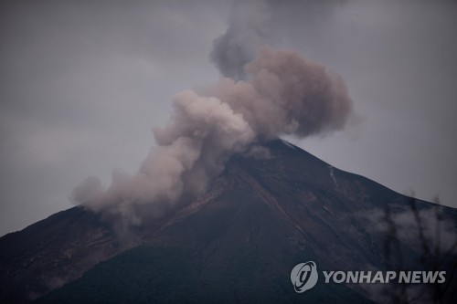 과테말라 화산폭발 사망자 159명으로 늘어… 256명 실종