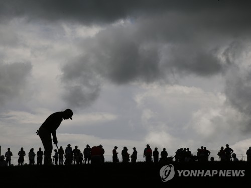 바바솔챔피언십 4라운드 순연… 선두 4명 출발도 못 해