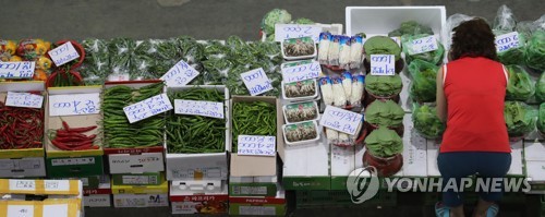 '폭염 때문에' 농축산물·채소 등 가격 줄줄이 오른다