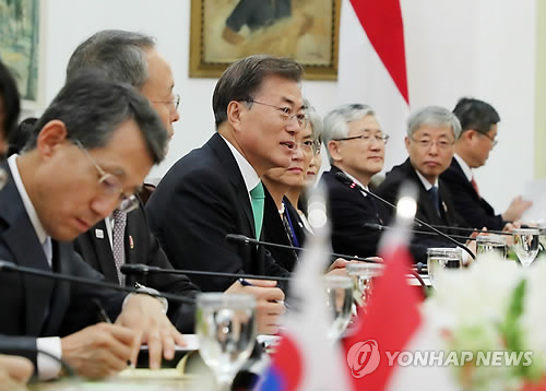 문대통령, 오늘 인니 외교장관 접견… AG 개막식 초청 받을 듯